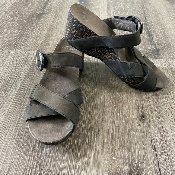 Dansko Susie Grey Wedge Nubuck Leather Slide Sandals Size 39 - Picture 4 of 8